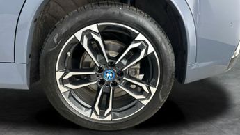 BMW iX1 30 66.5kWh M Sport xDrive (11kW Charger) (313 ps) - HEATED SEATS
