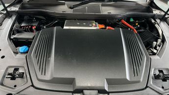 Audi e-tron 50 S line quattro 71.2kWh (11kW Charger) (313 ps) - SPORTS SEATS