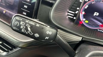 Skoda Kamiq 1.5 TSI ACT Monte Carlo DSG (150 ps) - LANE ASSISTANT - BLUETOOT