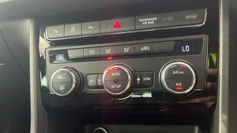 Seat Ateca 1.5 TSI EVO XCELLENCE DSG (150 ps) - LED - REVERSE CAM - NAV