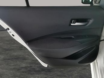 Suzuki Swace 1.8h SZ-T CVT (122 ps) - LANE DEPARTURE  - BLUETOOTH - CRUISE