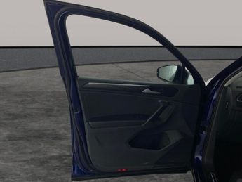 Volkswagen Tiguan 2.0 TDI SEL DSG (150 ps) - ACTIVE INFO DISPLAY - PADDLE SHIFT