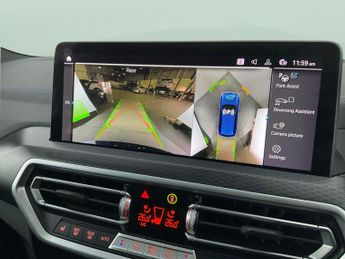 BMW iX3 80kWh M Sport Pro (286 ps) - PARK ASSIST - HK AUDIO - CARPLAY