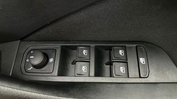 Skoda Kamiq 1.5 TSI ACT Monte Carlo DSG (150 ps) - LANE ASSISTANT - BLUETOOT