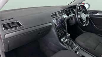 Volkswagen Golf 1.0 TSI Match DSG (115 ps) - SD CARD MEDIA INPUT - DAB - PRIVACY