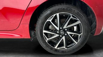 Toyota Yaris 1.5 VVT-h Design E-CVT (116 ps) - BLUETOOTH - AIR CON - DAB