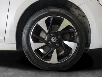 Vauxhall Corsa Electric 50kWh SE Nav (7.4Kw Charger) (136 ps) - CRUISE - KEYLESS START