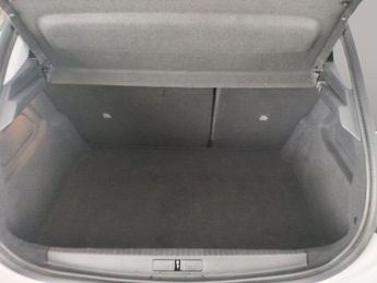 Vauxhall Corsa Electric 50kWh SE Nav (7.4Kw Charger) (136 ps) - CRUISE - KEYLESS START