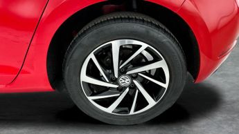 Volkswagen Golf 1.0 TSI Match DSG (115 ps) - PARK ASSIST - CLIMATE CONTROL - KEY