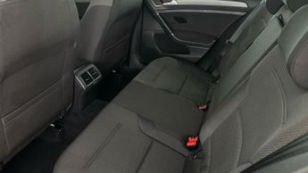 Volkswagen Golf 1.0 TSI Match DSG (115 ps) - SD CARD MEDIA INPUT - DAB - PRIVACY