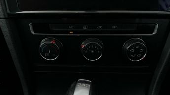 Volkswagen Golf 1.0 TSI Match DSG (115 ps) - SD CARD MEDIA INPUT - DAB - PRIVACY