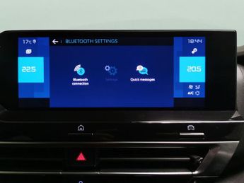 Citroen e-C4 50kWh Shine Plus (136 ps) - HEATED STEERING - BLIND SPOT ASSIST 