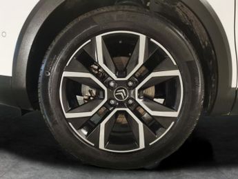 Citroen e-C4 50kWh Shine Plus (136 ps) - HEATED STEERING - BLIND SPOT ASSIST 