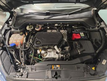 Ford Focus 1.5 EcoBlue ST-Line (120 ps) - CRUISE - PADDLE SHIFT - FORD MYKE