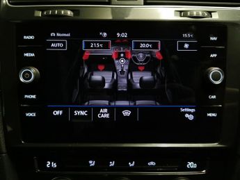 Volkswagen E-golf 35.8kWh e-Golf (136 ps) - LED - BLUETOOTH - PARK SENSORS