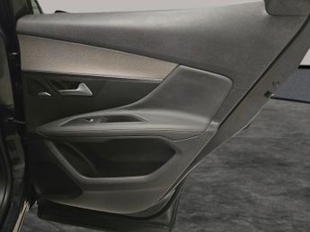 Peugeot 3008 1.6 13.2kWh GT Plug-in e-EAT (225 ps) - AUTO PARK - LED - REVERS