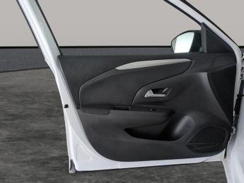 Vauxhall Corsa Electric 50kWh SE Nav (7.4Kw Charger) (136 ps) - CRUISE - KEYLESS START