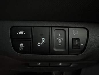 Hyundai Ioniq 38.3kWh Premium (136 ps) - LED - REVERSE CAM - NAV