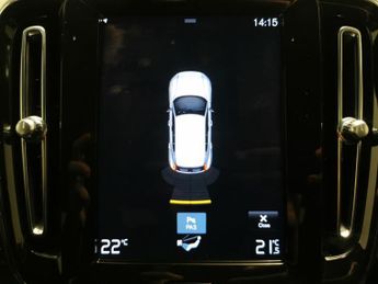 Volvo XC40 1.5 T3 R-Design (163 ps) - PARK ASSIST - LED - LANE DEPARTURE