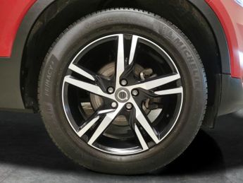 Volvo XC40 1.5 T3 R-Design (163 ps) - PARK ASSIST - LED - LANE DEPARTURE