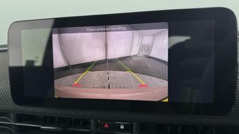 Fiat 500e 42kWh La Prima (118 ps) - BLUETOOTH - SPEED LIMIT RECOG - AIR CO