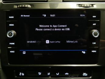 Volkswagen E-golf 35.8kWh e-Golf (136 ps) - LED - BLUETOOTH - PARK SENSORS