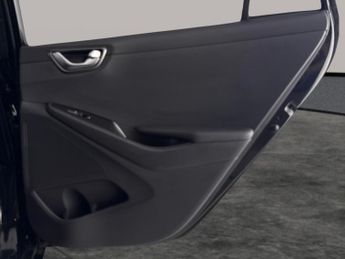 Hyundai Ioniq 38.3kWh Premium (136 ps) - LED - REVERSE CAM - NAV