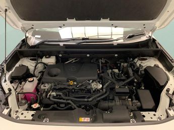 Toyota RAV4 2.5 VVT-h GPF Design CVT (218 ps) - LED - REVERSE CAM - NAV