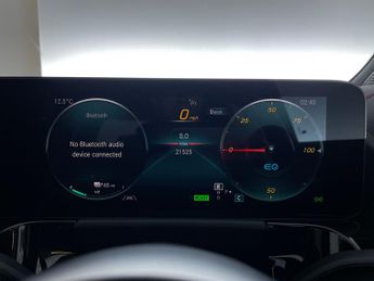 Mercedes-Benz EQA EQA 250 66.5kWh AMG Line (190 ps) - NAV - MIRROR PACKAGE