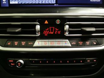 BMW iX3 80kWh M Sport (286 ps) - PAN ROOF - DRIVING ASSISTANT - AUTO PAR