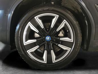 BMW iX3 80kWh M Sport (286 ps) - PAN ROOF - DRIVING ASSISTANT - AUTO PAR