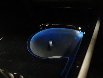 Toyota C-HR 1.8 VVT-h GPF Design CVT (122 ps) - LED - REVERSE CAM - NAV