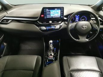 Toyota C-HR 1.8 VVT-h GPF Design CVT (122 ps) - LED - REVERSE CAM - NAV