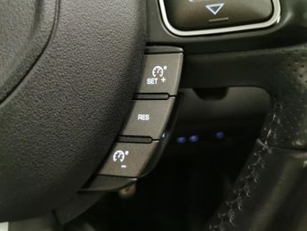 Land Rover Range Rover Evoque 2.0 TD4 HSE Dynamic 4WD (180 ps) - NAV - LANE DEPARTURE 