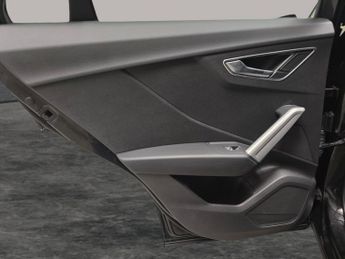 Audi Q2 1.5 TFSI CoD 35 Sport S Tronic (150 ps) - AIR CON - SPORTS SEATS