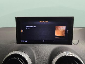 Audi Q2 1.5 TFSI CoD 35 Sport S Tronic (150 ps) - AIR CON - SPORTS SEATS