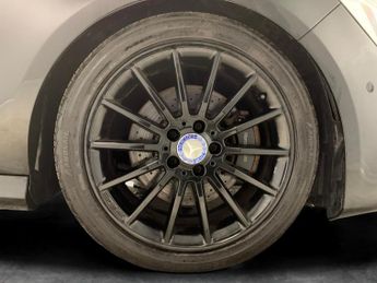 Mercedes-Benz CLA 2.1 CLA220d AMG Line Coupe 7G-DCT 4MATIC (177 ps) - SELF PARK - 