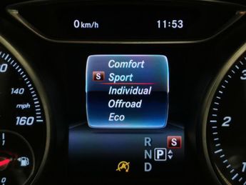 Mercedes-Benz GLA 2.1 GLA200d AMG Line (Premium) 7G-DCT 4MATIC (136 ps) - CRUISE