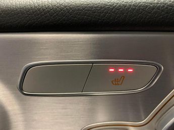 Mercedes-Benz C Class 2.1 C220d AMG Line (Premium) Coupe G-Tronic+ (170 ps) - COMFORT 