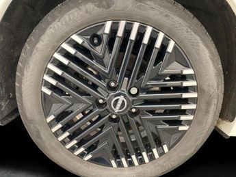 Nissan Leaf 39kWh N-Connecta (150 ps) - LANE DEPARTURE  - HEAT PACK