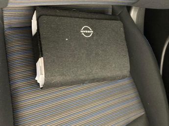 Nissan Leaf 39kWh N-Connecta (150 ps) - LANE DEPARTURE  - HEAT PACK