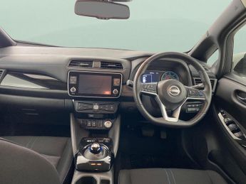 Nissan Leaf 39kWh N-Connecta (150 ps) - LANE DEPARTURE  - HEAT PACK