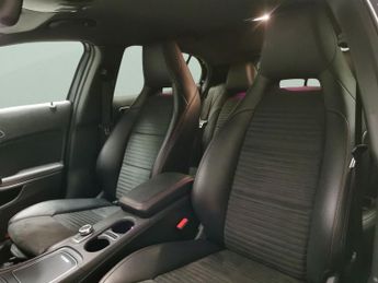 Mercedes-Benz GLA 2.1 GLA200d AMG Line (Premium) 7G-DCT 4MATIC (136 ps) - CRUISE