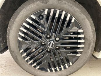 Nissan Leaf 39kWh N-Connecta (150 ps) - LANE DEPARTURE  - HEAT PACK