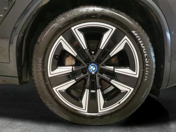 BMW iX3 80kWh M Sport (286 ps) - LEATHER - HEATED SEATS - ADAPTIVE SUSPE