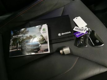 Skoda Enyaq 62kWh 60 (179 ps) - DRIVE PACK - INFOTAINMENT PACKAGE PLUS - LED