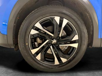 Peugeot E-2008 50kWh GT (7kW Charger) (136 ps) - REVERSE CAM - NAV - HEATED SEA