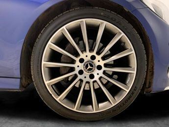 Mercedes-Benz C Class 2.1 C220d AMG Line (Premium) Coupe G-Tronic+ (170 ps) - COMFORT 