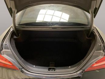 Mercedes-Benz CLA 2.1 CLA220d AMG Line Coupe 7G-DCT 4MATIC (177 ps) - CARPLAY - SE