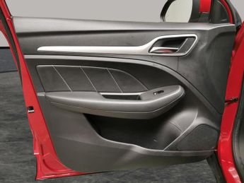 MG MG ZS 44.5kWh Exclusive (143 ps) - HEATED SEATS - NAV - BLIND SPOT ASS